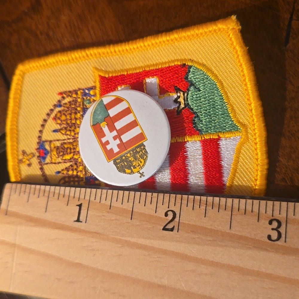 Bevo Hungarian Code Of Arms Shield Patch & Pin View 3